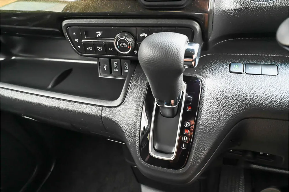 2020 Honda N-BOX CUSTOM G L HONDA SENSING - photo 26