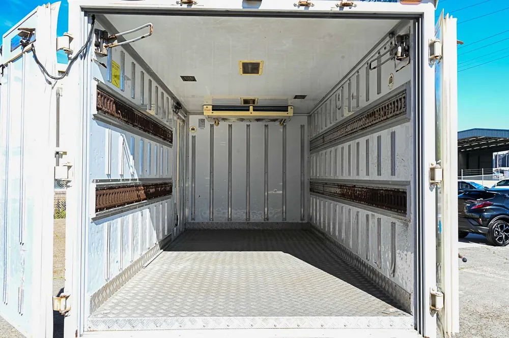 2008 Toyota Dyna - photo 11