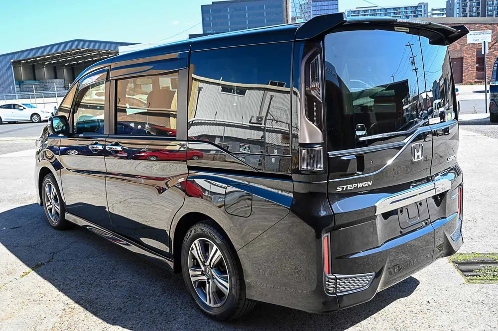 2018 Honda Stepwgn HYBRID GEX HONDA SENSING - photo 8