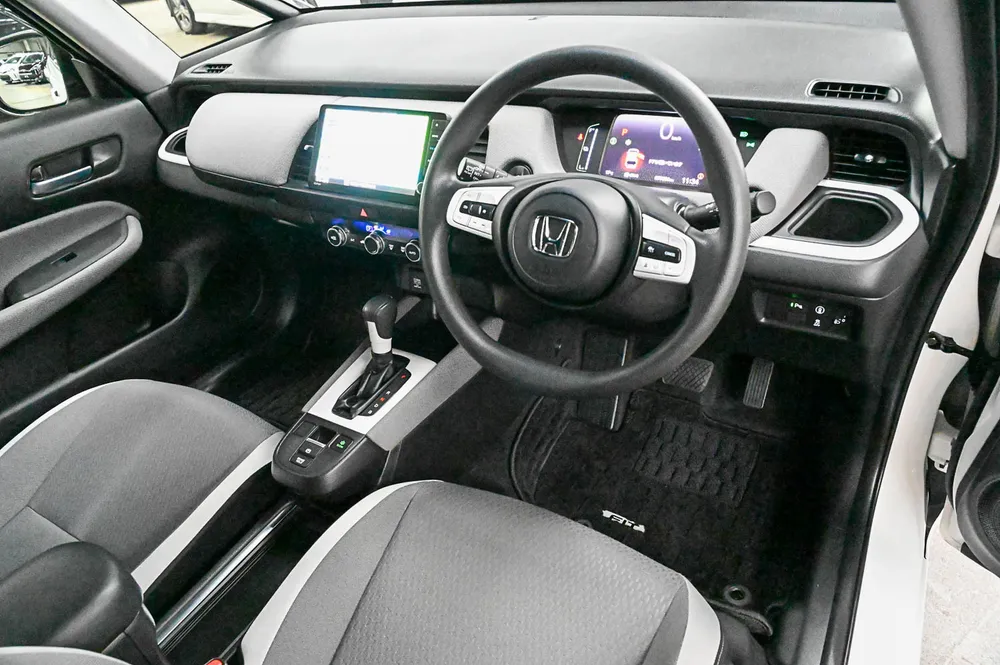 2020 Honda Fit Hybrid NES - photo 15