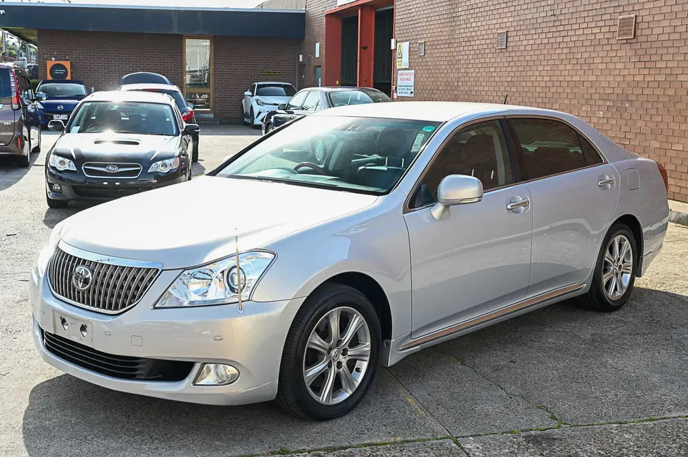 2009 Toyota Crown Majesta G Type - photo 7