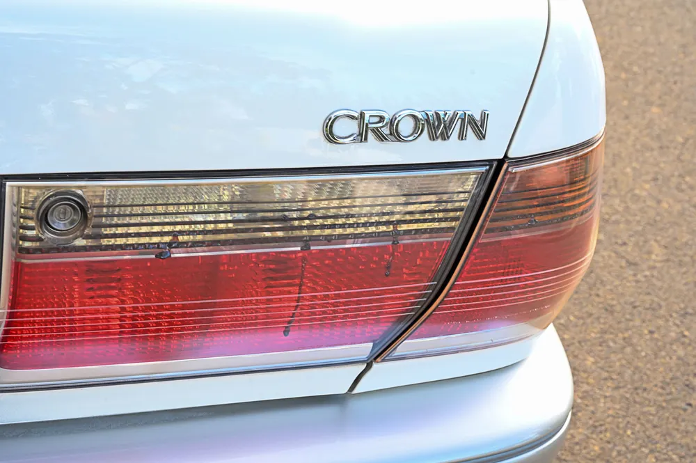1999 Toyota Crown Royal Saloon - photo 6