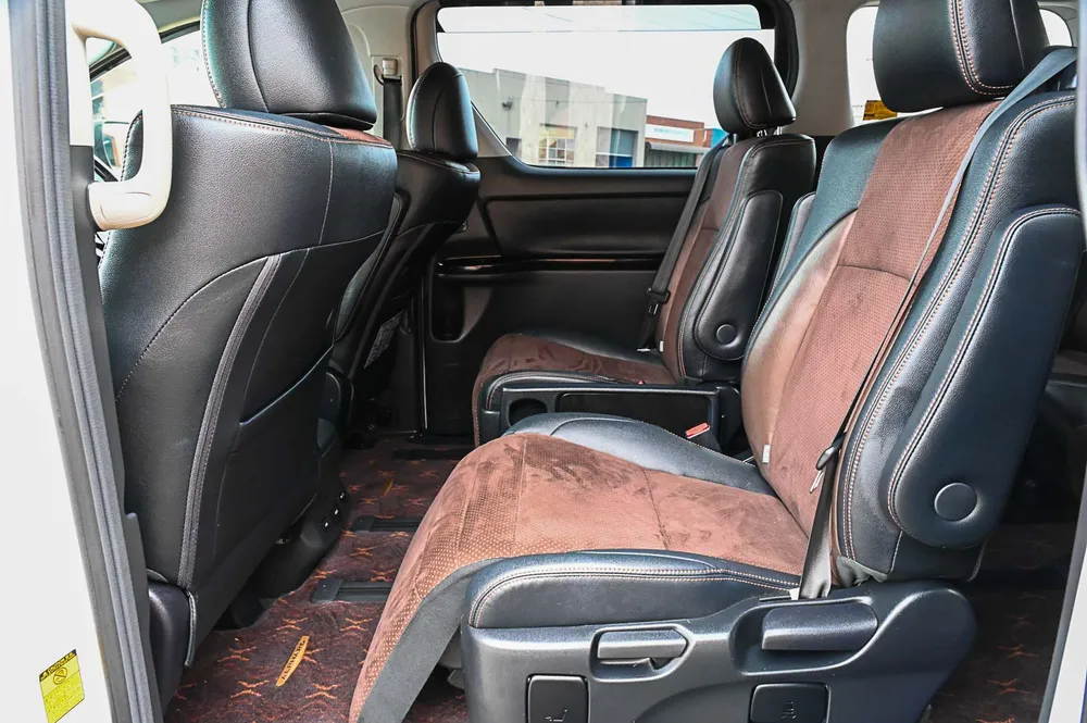 2014 Toyota Alphard 240S Type Gold 2 - photo 11