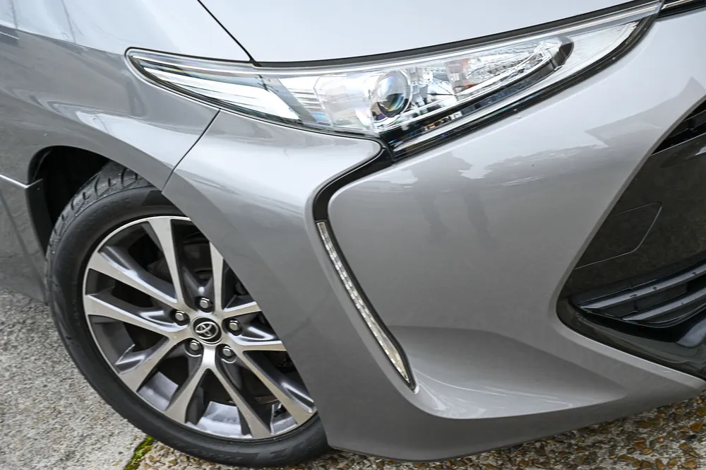 2017 Toyota Estima AERAS PREMIUM 9 INCH - photo 2