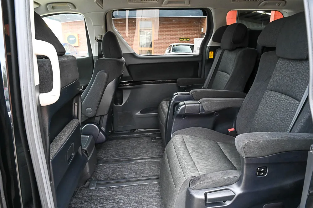 2011 Toyota Vellfire 3.5Z G EDITION - photo 9