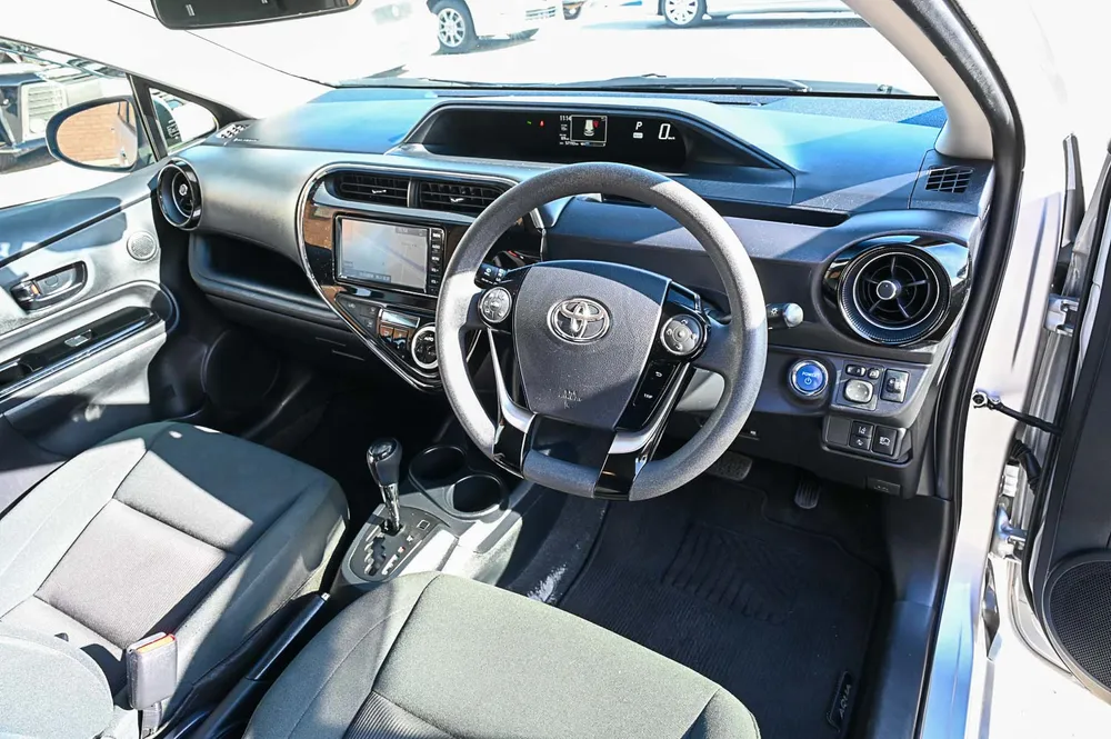 2019 Toyota Aqua S SYLE BLACK - photo 16