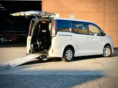 2020 Toyota Noah Welcab