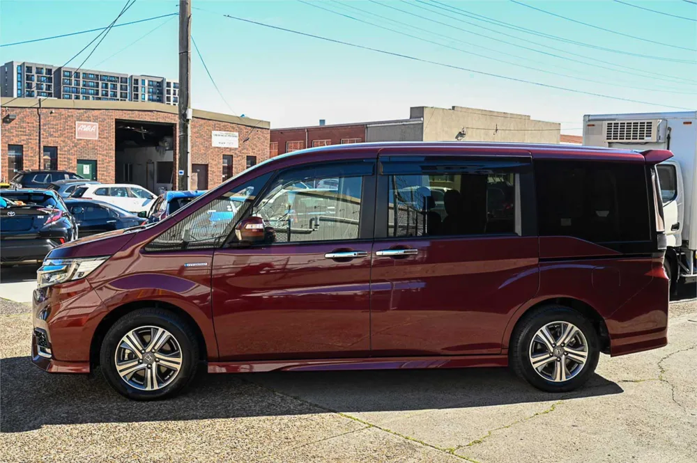 2018 Honda Stepwgn HYBRID GEX HONDA SENSING - photo 6