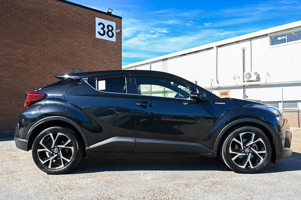 2018 Toyota C-HR G - photo 13