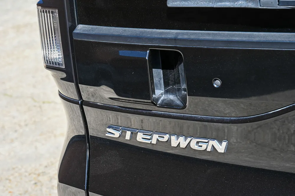 2018 Honda Stepwgn HYBRID GEX HONDA SENSING - photo 13