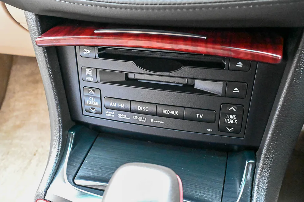 2009 Toyota Crown Royal Saloon 3.0R Anniversary - photo 16