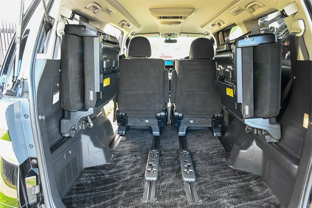 2011 Toyota Vellfire 3.5Z PLATINUM SELECTION 2 TYPE - photo 9