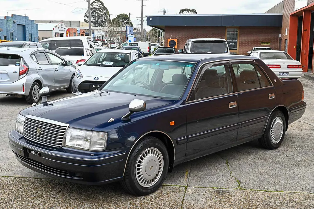 2000 Toyota Crown Royal Saloon Royal Saloon - photo 6