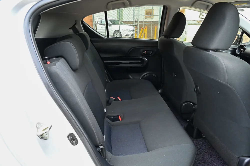 2019 Toyota Aqua S - photo 11