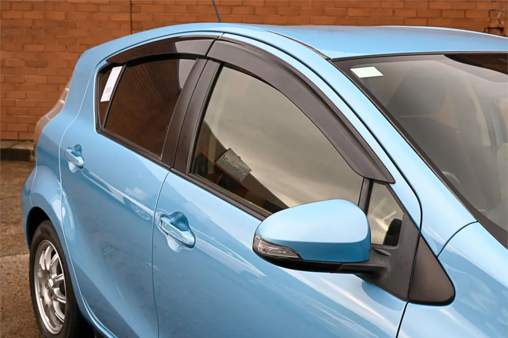 2012 Toyota Aqua G - photo 3