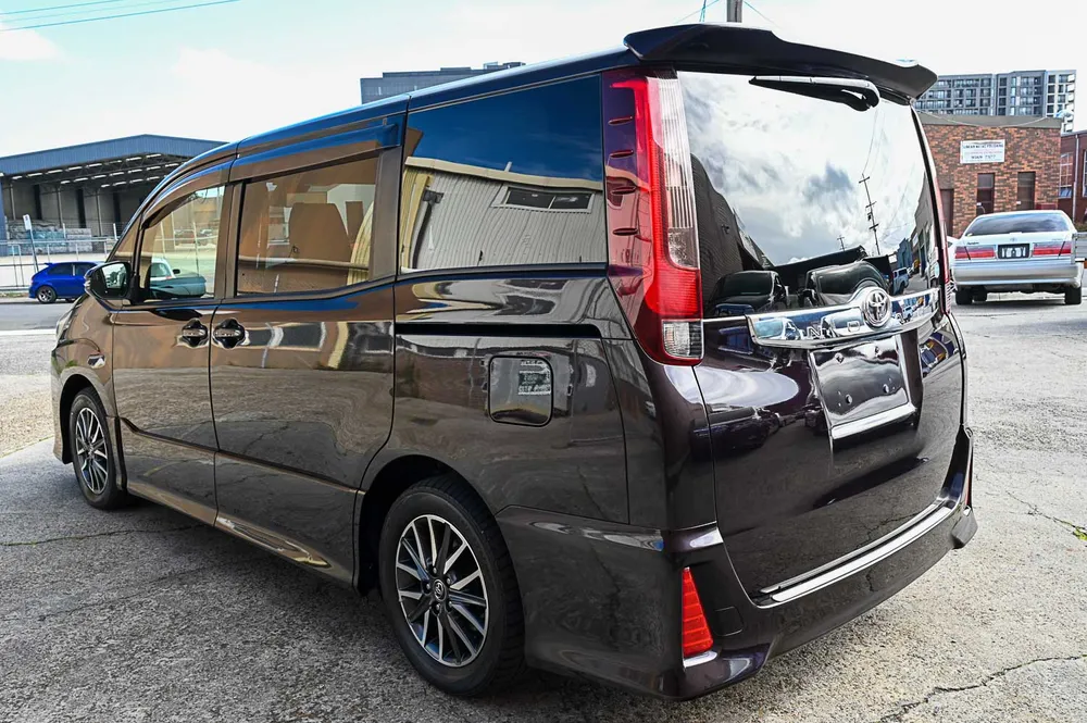 2016 Toyota Noah Welcab - photo 7