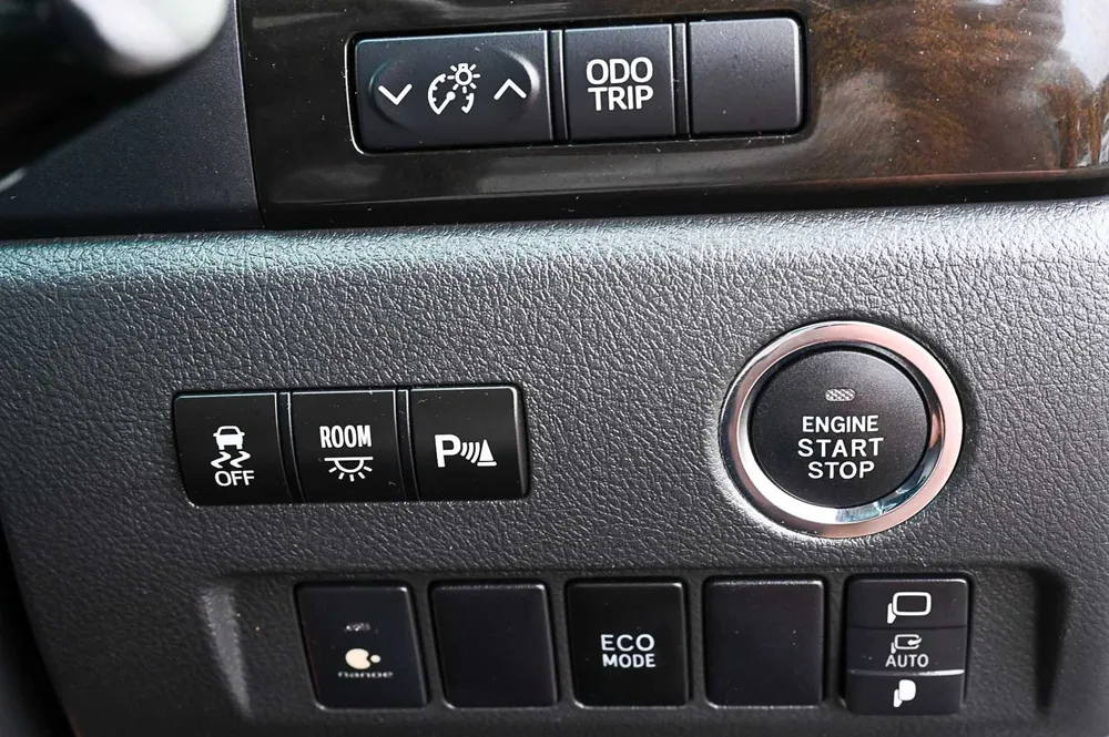 2014 Toyota Alphard 240S Type Gold 2 - photo 17