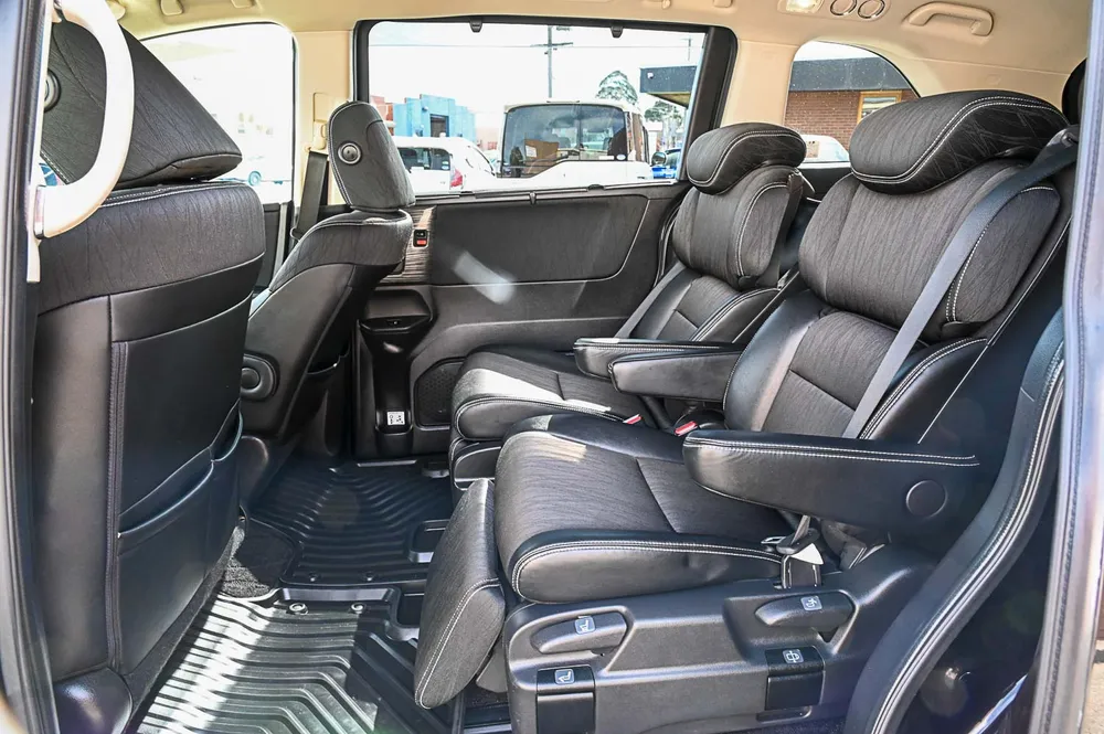 2016 Honda Odyssey Absolute H Sensing - photo 10