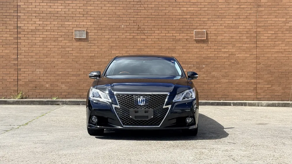 2014 Toyota Crown Athlete Athlete G - photo 3