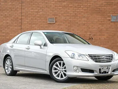 2008 Toyota Crown Royal Saloon R Saloon