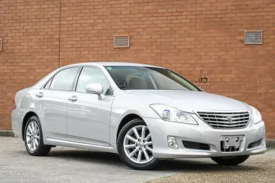 2008 Toyota Crown Royal Saloon R Saloon