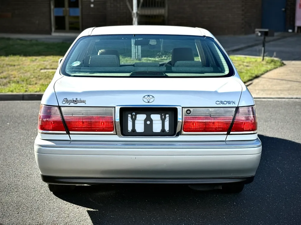 1999 Toyota Crown - photo 18