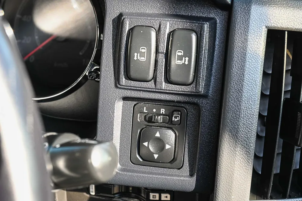 2010 Mitsubishi Delica D5 G Power Pack - photo 14