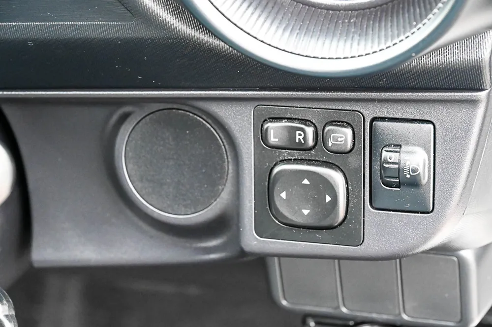2019 Toyota Aqua 2WD - photo 15