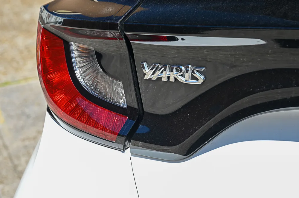 2023 Toyota Yaris HYBRID X 4WD - photo 10