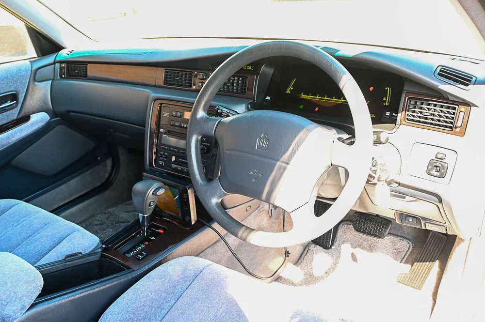 1996 Toyota Crown Royal Saloon - photo 13