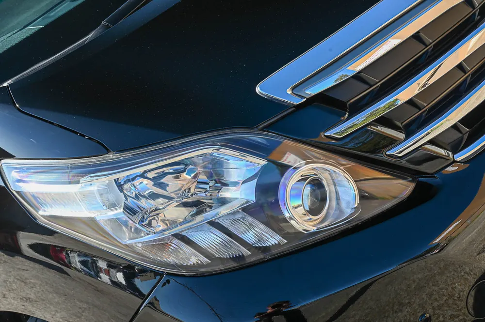 2014 Toyota Alphard 240S - photo 2