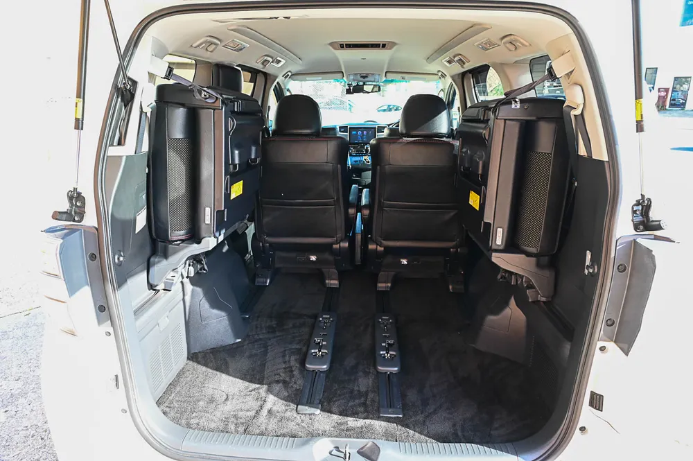 2014 Toyota Vellfire 2.4Z GOLDEN I Z2 - photo 11