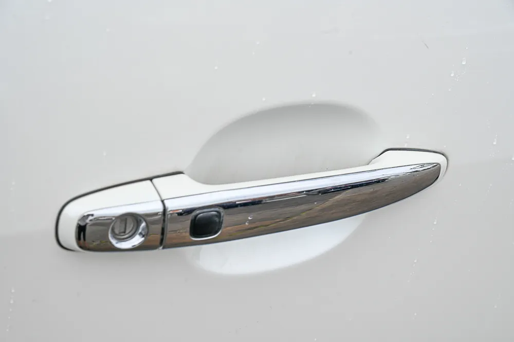 2015 Toyota Estima 4WD Hybrid - photo 4