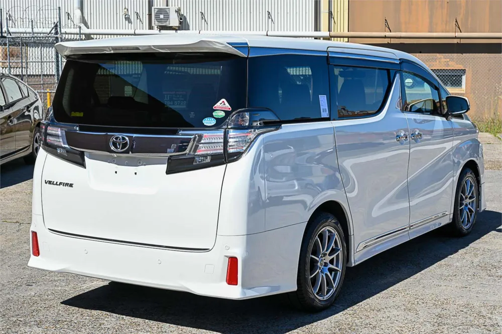 2015 Toyota Vellfire 2.5Z - photo 14