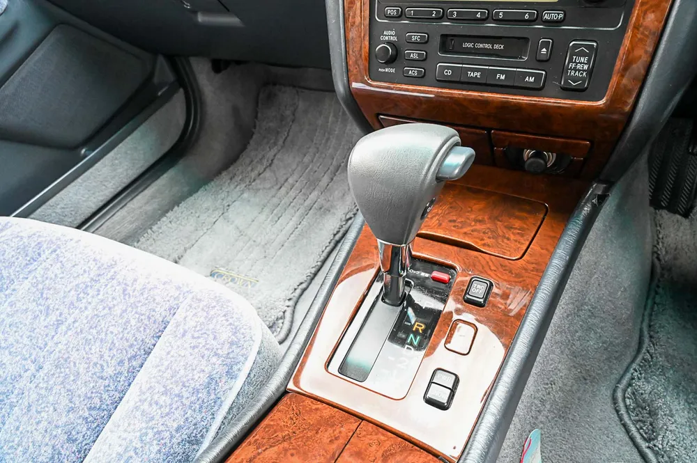 2000 Toyota Crown Royal Saloon Royal Saloon - photo 19