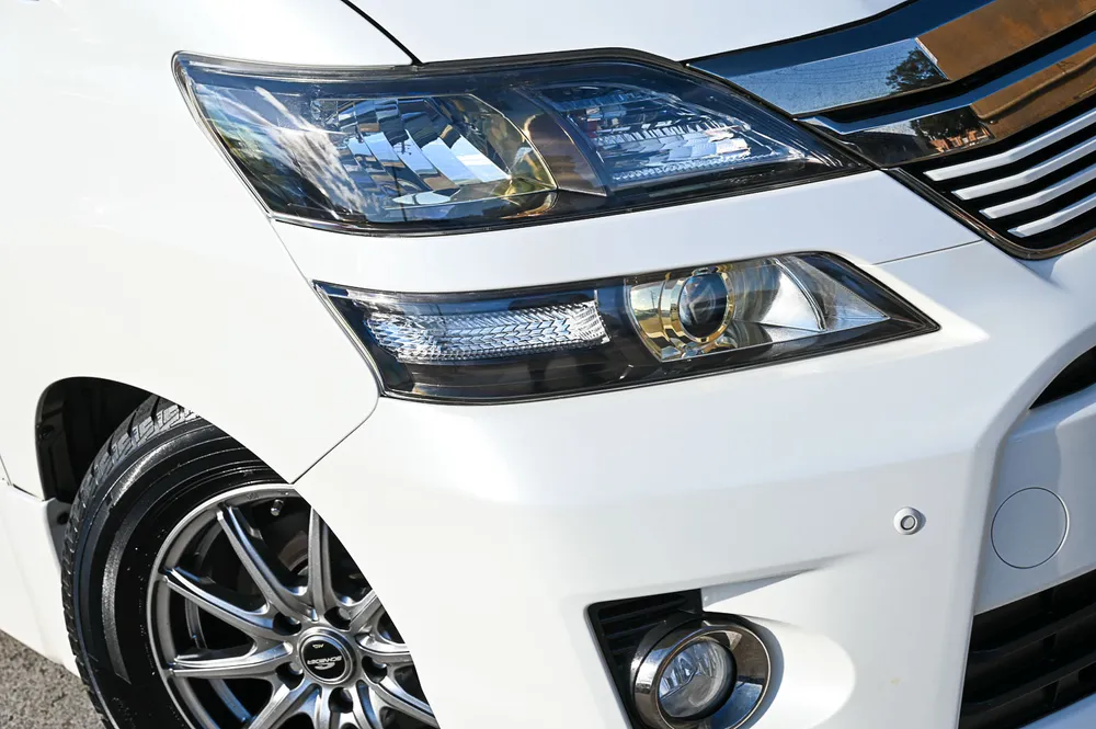 2014 Toyota Vellfire 2.4Z GOLDEN I Z2 - photo 2
