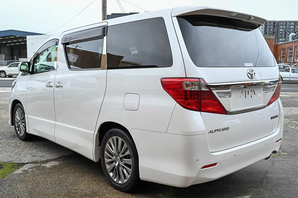 2014 Toyota Alphard 240S Type Gold 2 - photo 6