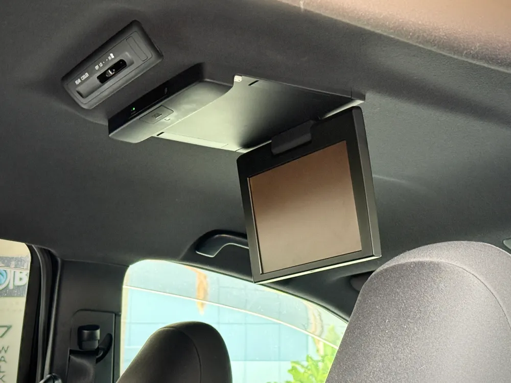 2016 Toyota Estima AERAS - photo 6