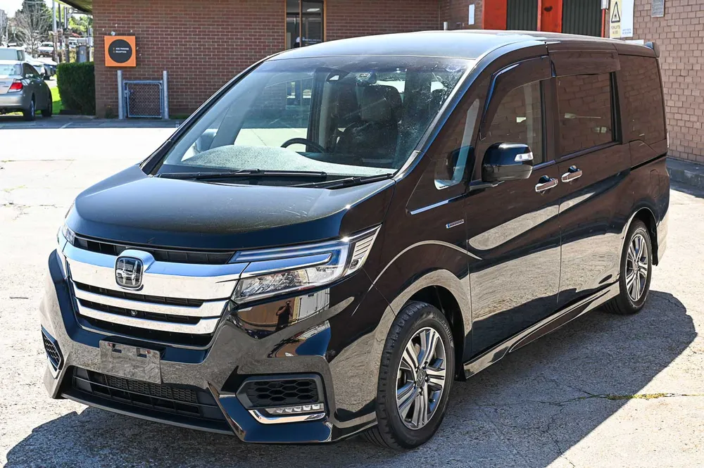 2018 Honda Stepwgn HYBRID GEX HONDA SENSING - photo 6