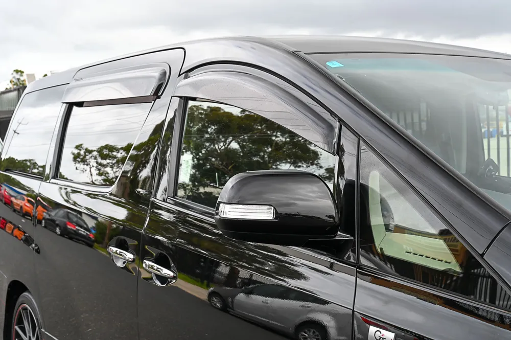 2014 Toyota Vellfire GS - photo 3