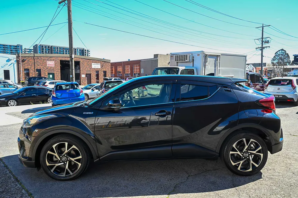 2018 Toyota C-HR G - photo 6