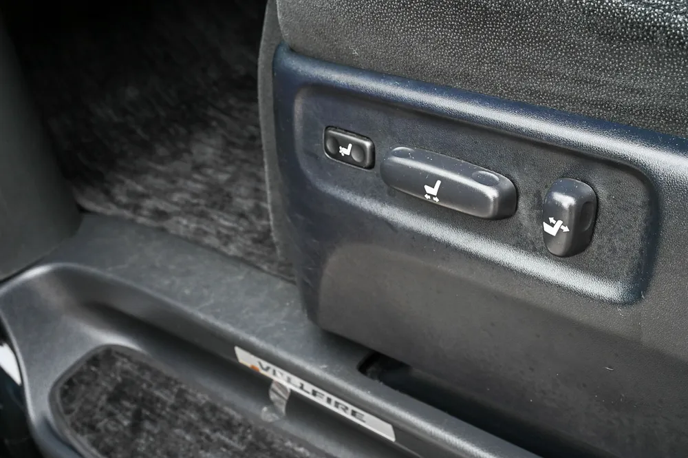 2011 Toyota Vellfire 3.5Z G EDITION - photo 7