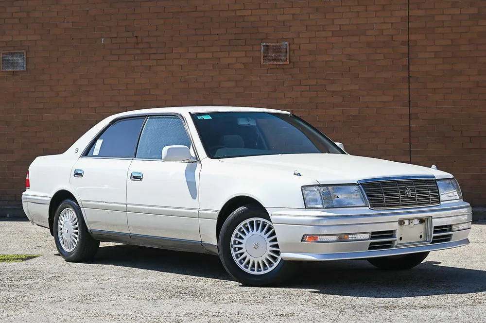 1996 Toyota Crown Royal Saloon - photo 1