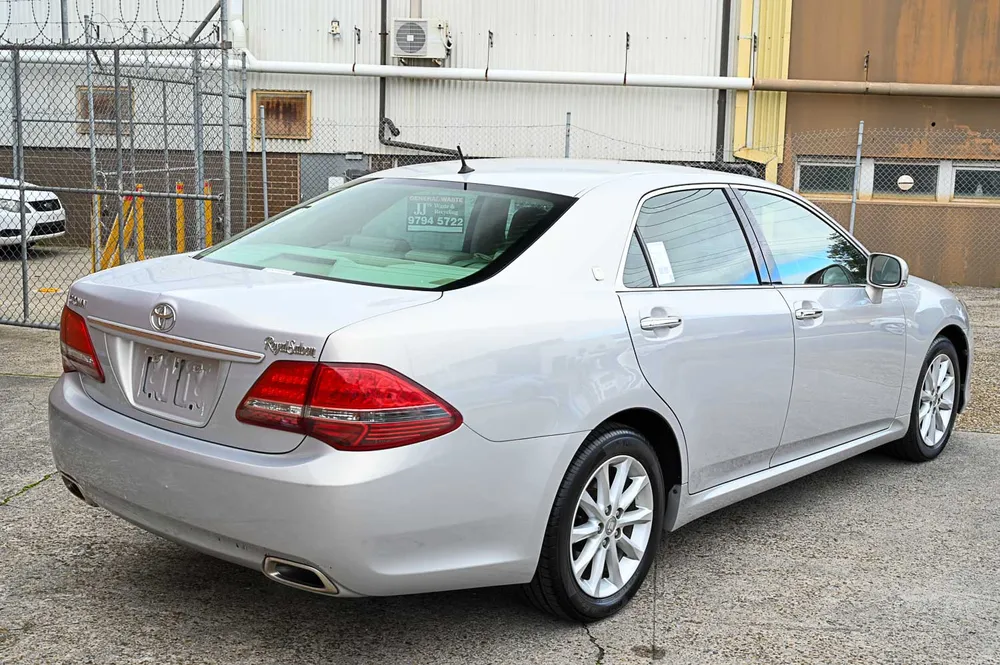 2008 Toyota Crown Royal Saloon R Saloon - photo 11