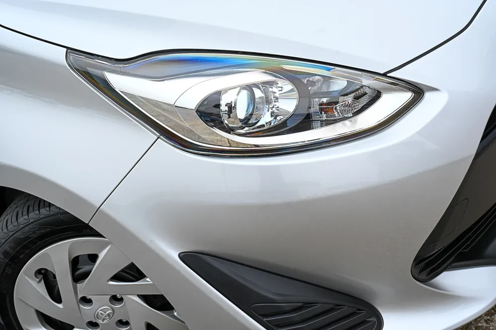 2018 Toyota Aqua 2WD - photo 7