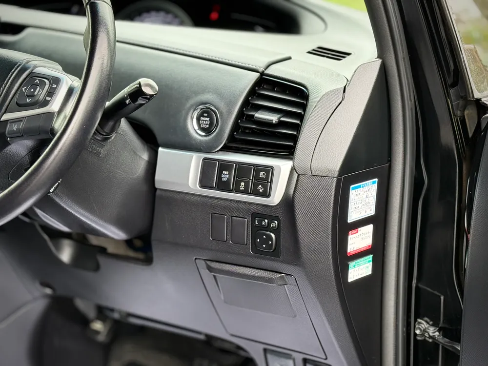 2016 Toyota Estima AERAS - photo 21