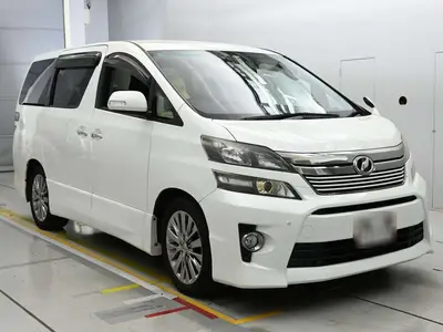 2013 Toyota Vellfire 2.4Z GOLDEN I Z2