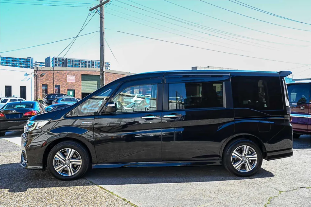 2019 Honda Stepwgn Spada G EX Sensing - photo 6