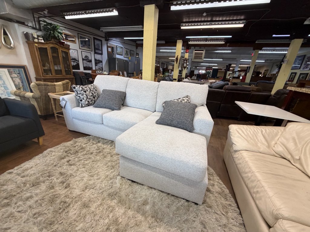 Like New Sofa Chaise – Modern, Spacious & Super Comfortable