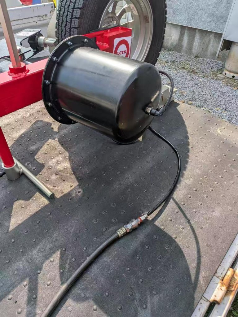Customer Reviews: LCTX Tyre Changer in Action